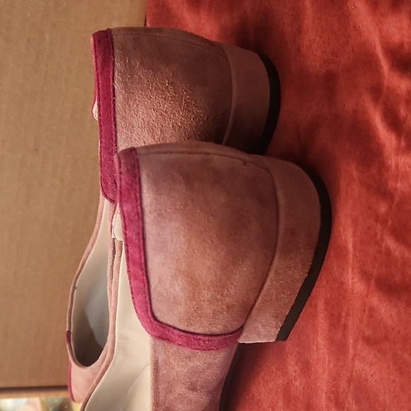 Nine West Flats - Picture 5 of 6